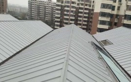 How does double lock metal roofing perform in extreme weather conditions?